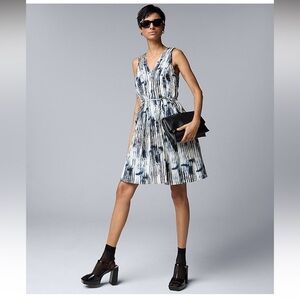 Simply Vera Wang Sleeveless V-Neck Pleated Dress - Size XL - NWT